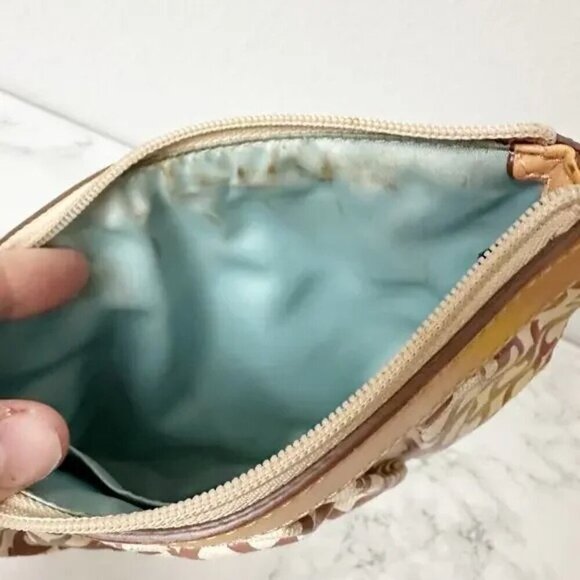 Coach Op Art Tan Brown Pleated Coated Canvas Large Zip Top Wristlet - Picture 11 of 13